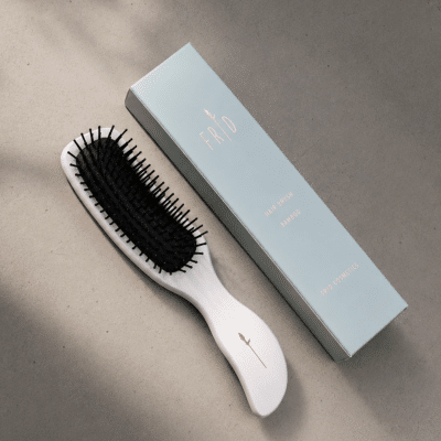 verdens beste hårbørste flokeløsende frid cosmetics